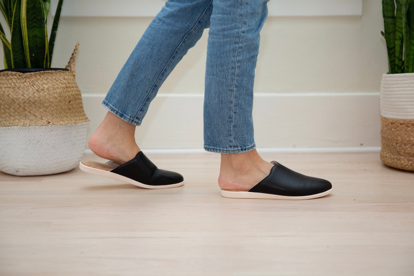 Black House Mules