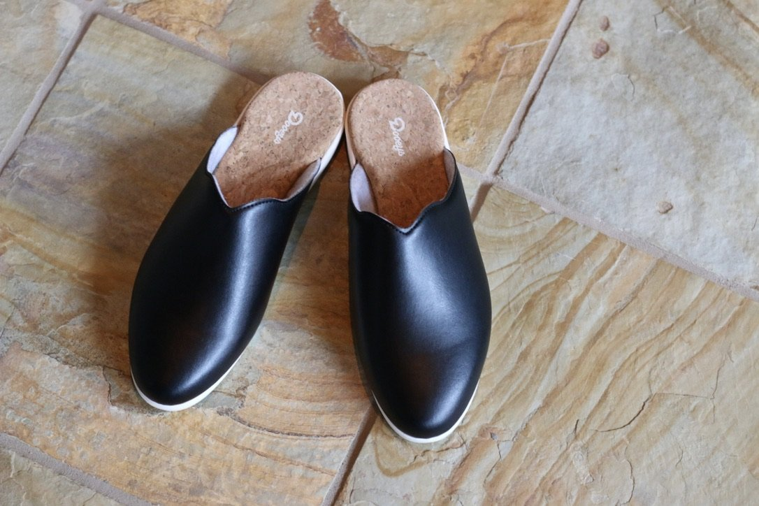 Black House Mules