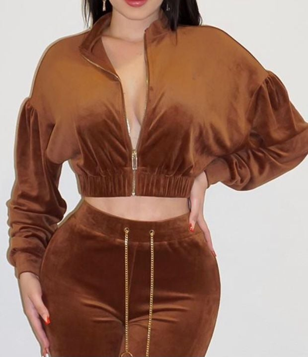 Kaisley - Womens Set with a Zipper Top